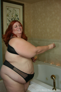 Big Women Are Beautiful !!! Nsfw