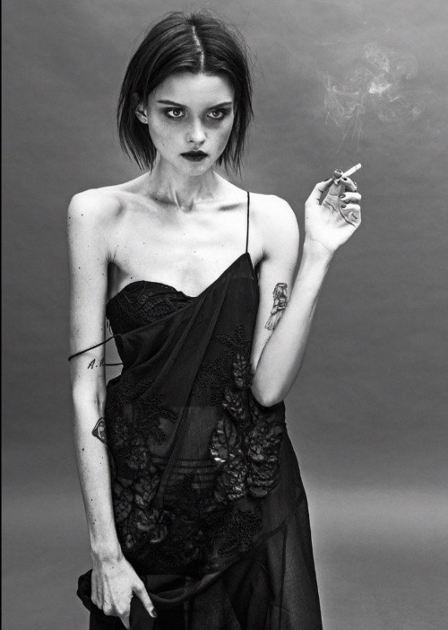 Reminder That No Food Will Ever Taste As Good As Skinny Feels