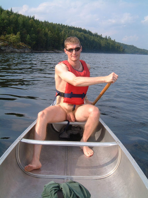 bysuar:  thehomenudist:  The weather has arrived, I have the canoes, now if I could