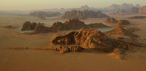 skybson:the fallen jedi statue on jedha in rogue one