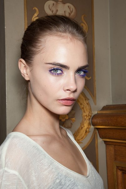 cara-made-me-do-it:Backstage: Stella McCartney F/W 2013 - Paris 2012