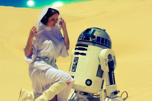 Sex sexynerdgirls:  Lady Jaded as Princess Leia. pictures