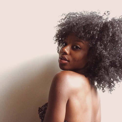 curls-bythapound: I feel more at peace than usual ✨