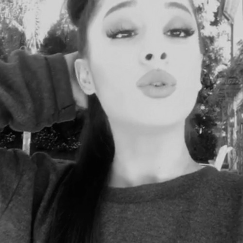 ariana icon