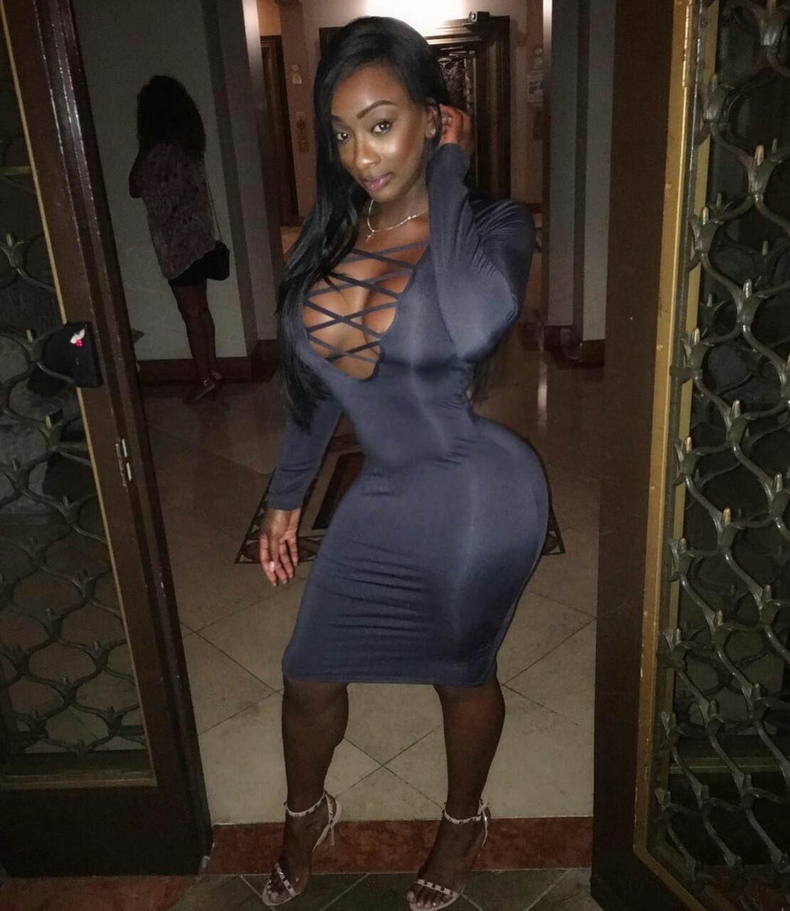 sexysfw:https://sexysfw.tumblr.com/