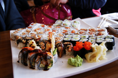food-everybody-loves:   Click here to see more 