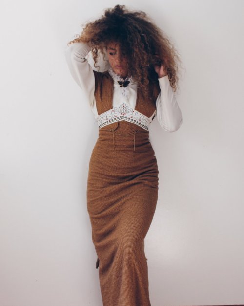 snootyfoxfashion:Vintage Bohemian Dress from DustedWonders