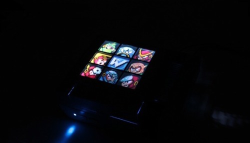 stryke62:  thegamingblogadvance:  Custom Mega Man NES Created By: Custom NES Guy  nice!