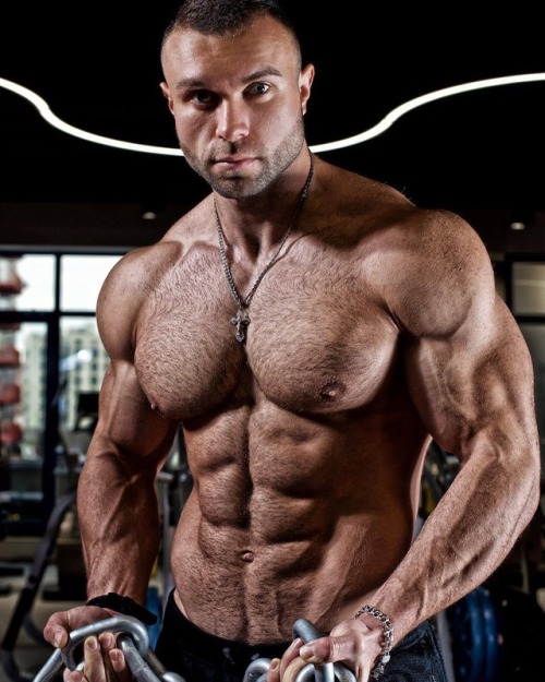 nicephysiques:  Alexander Koloskov (@alexander_koloskov_ifbb) by Sergey Markov (@makpc)