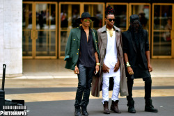 Akiphotos:  Kie, P. Fenton, &Amp;Amp; Jovian