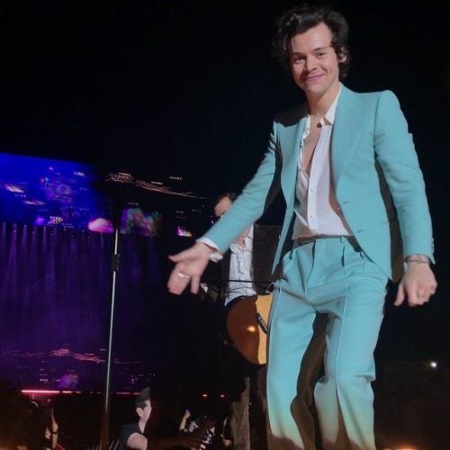 公式通販 - 人気アイテム多数 Harry → 2018 14, June — Tour On Styles Harry Styles Live / 邦楽