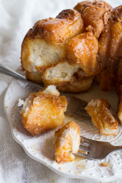 do-not-touch-my-food:  Butterscotch Monkey Bread