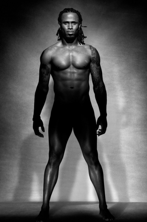 cultureunseen:  ESPN - The Body Issue…1.  Blake Griffin - NBA2.  Blake Griffin - NBA3.  Jose Reyes - MLB4.  Natasha Hastings - Track & Field5.  Jon “Bones” Jones - MMA6.  Steven Jackson - NFL7.  Sylvia Fowles - WNBA8.  Julie Chu - Ice