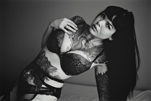 Black and white | @shelbysaintjean by @themorty