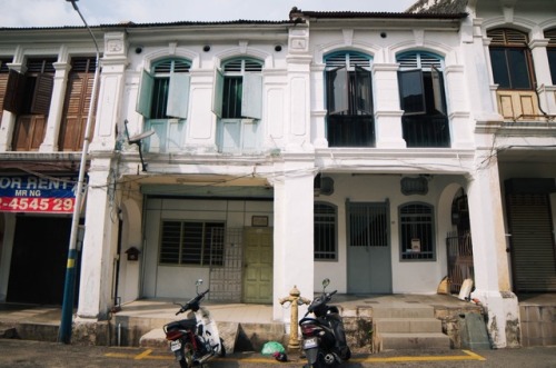 sidewaysmermaid:Doors of Penang. Malaysia, March 2018