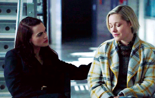 lena-luthor:Hey love, if you need to go to the hospital…