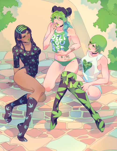 delicourse:My three girlfriends.And yes, they smoke weed.