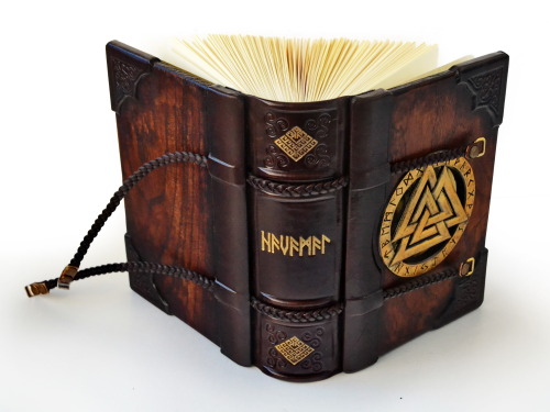 alexlibris-bookart:   Havamal - The Words of the High One;leather journal in Nordic thematic…