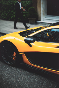 azearr:  McLaren P1 | Source | Azearr