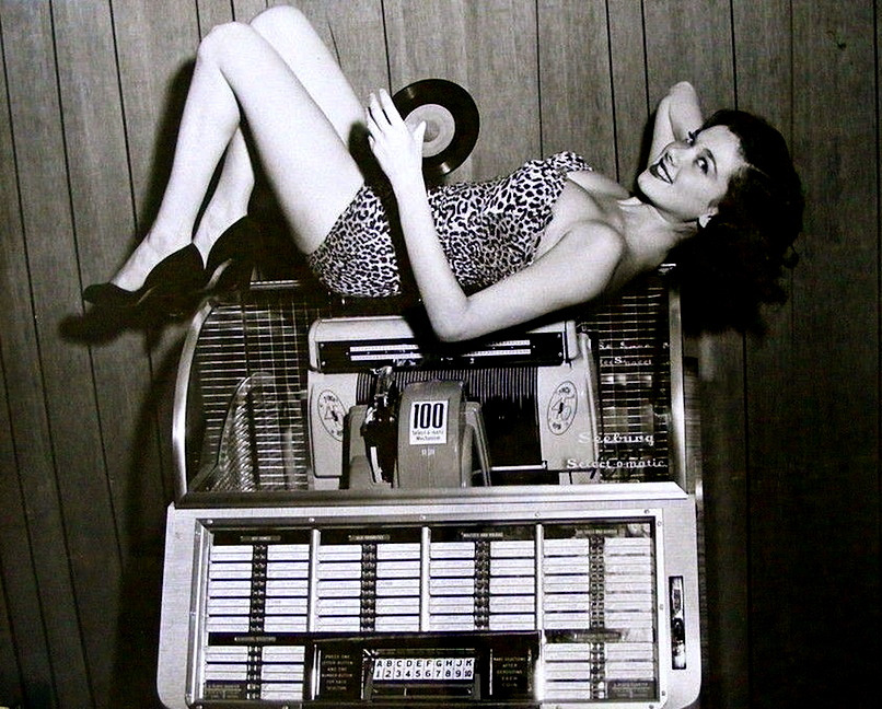 GIRLS GONE VINYL