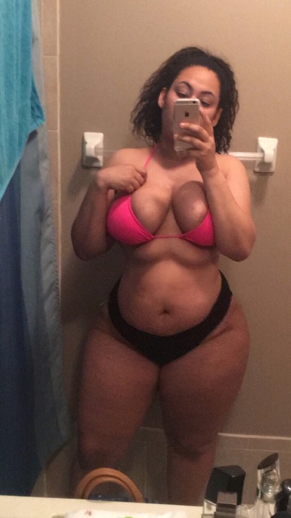 sexynakedblackguy: cocainecassi:  Fatgirl porn pictures