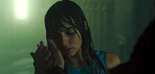 Ana de Armas as Joi Blade Runner 2049 dir. Denis V... - Tumbex