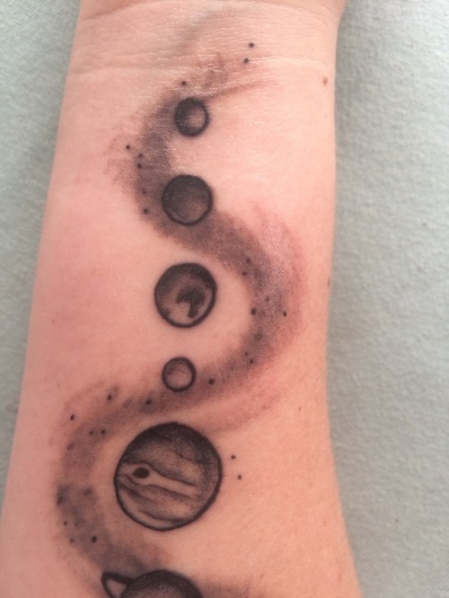 princessofmilkyway: (pls forgive the redness, its still healing) newest tattoo of our solar system. i know shepard would approve of my space tattoo addiction <3  