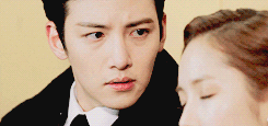 dokmis:jung hoo/bong soo looking at young shin