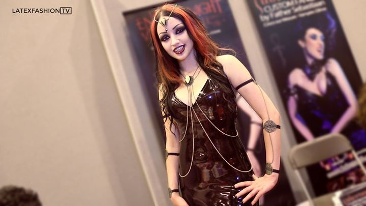 Cosplay done right.