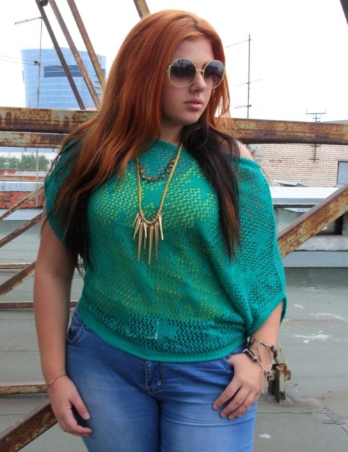 girlzwithcurves:  plus-women:  Katalina Gorskikh  <3  Yeah baby!