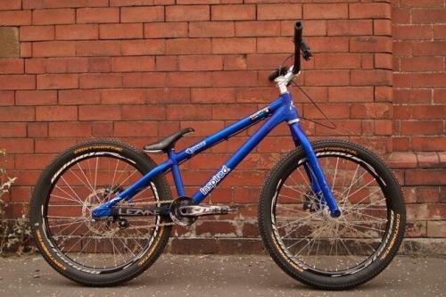 f9dtkfm: Danny MacAskill’s Imaginate Bike (via eBay) eBayにダニーさん本人のバイクが出品されとる。