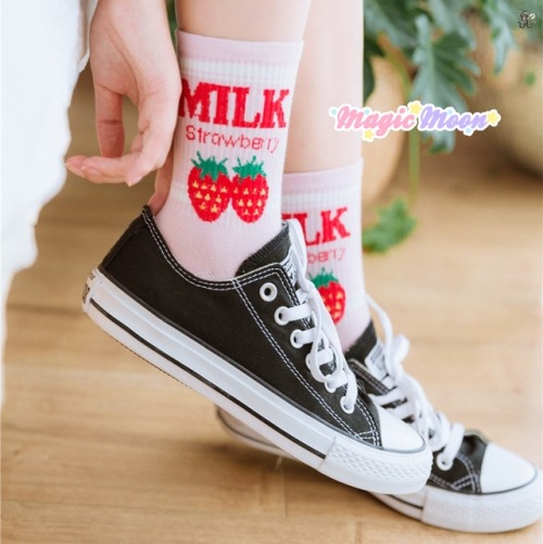 ★Strawberry Milk Socks★Visit: magicmoon.storenvy.com