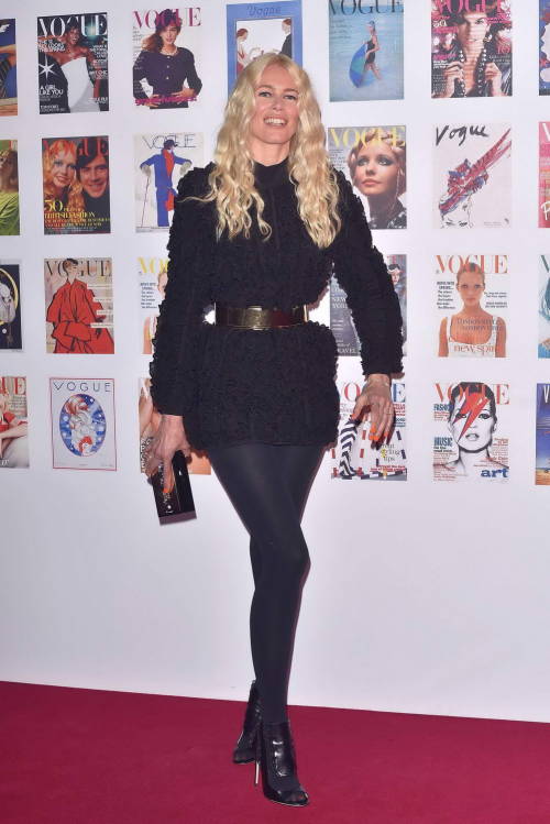 celebrity-pantyhose: Claudia Schiffer Stockings KloodiA