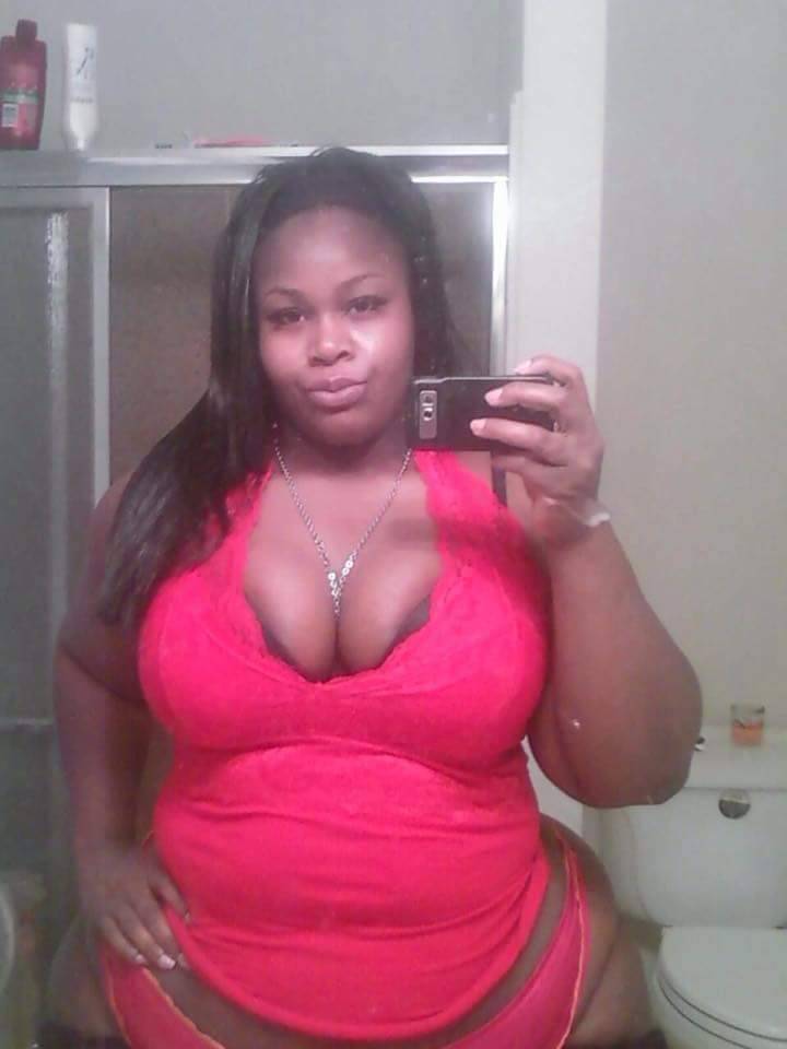 hugeorama:  Dzire Moore.