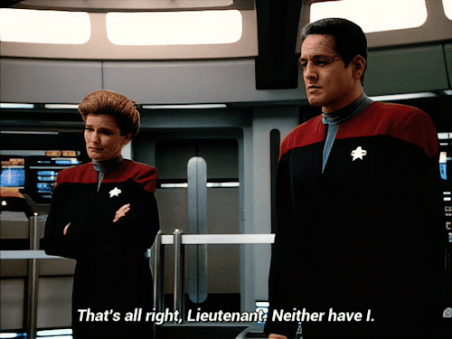 When Youre Both 10s But Youve Never Landed A Starship Before.