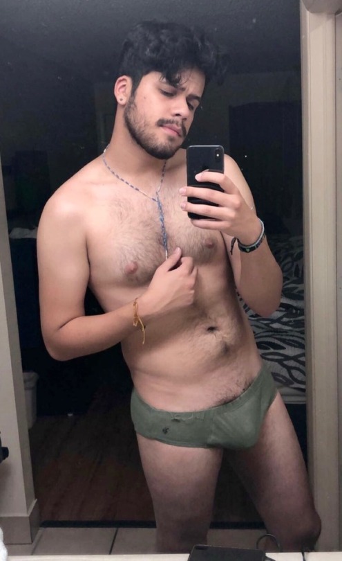 javiouslygay:  javiouslygay:  Feeling risqué as per usual 🤷🏽‍♂️   Imma start posting pics like these again due to boredom 😅😅