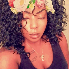 kimreesesdaughter:  Baby, let me upgrade you..😈 