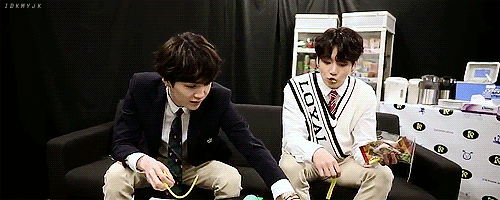 idkmyjk:yoonkook… :((