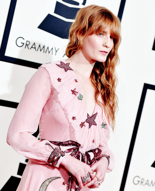 fuckyeslparrilla:Florence Welch attends The 58th GRAMMY Awards at Staples Center on February 15, 201