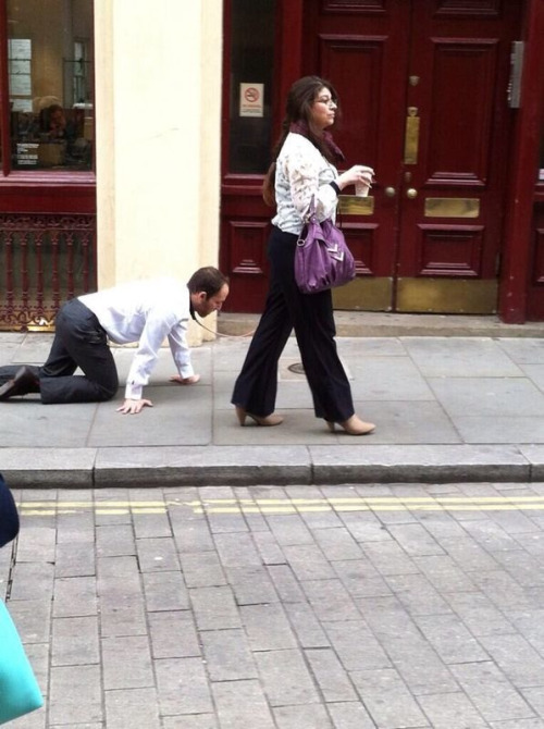 goddesscarly:I wish to see every single male of this world in street, on his knees!