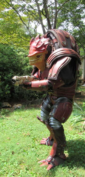 fableprincess:  cosplaysleepeatplay:  wisconsinwarlock:  k-blamo:  urdnot wrex cosplay available for sell at etsy store thestrandedrobot  Holy. FUCK.  If I walk out and see this. I will run away!!!  If I walk out and see this I will HUG it!!!  If you