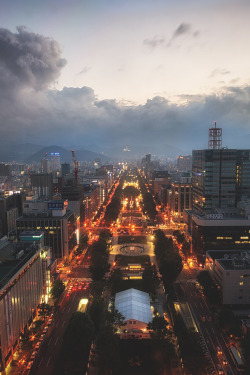 vefortune:  Sunset over Sapporo by Aaron Choi