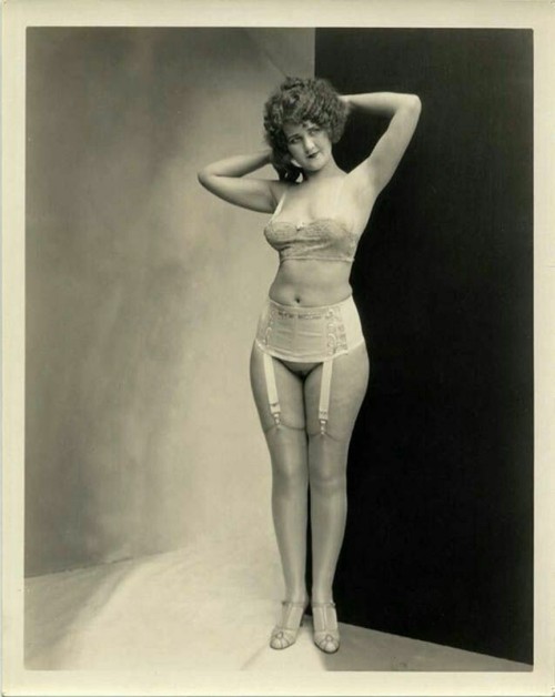 misskayonyx:Vintage Lingerie, c.1920s. adult photos