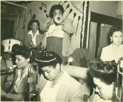 classicladiesofcolor:  The International Sweethearts of Rhythm photographed by Al Smith, Jr. at Seattle’s Black and Tan Speakeasy (Sept. 24, 1944) Source