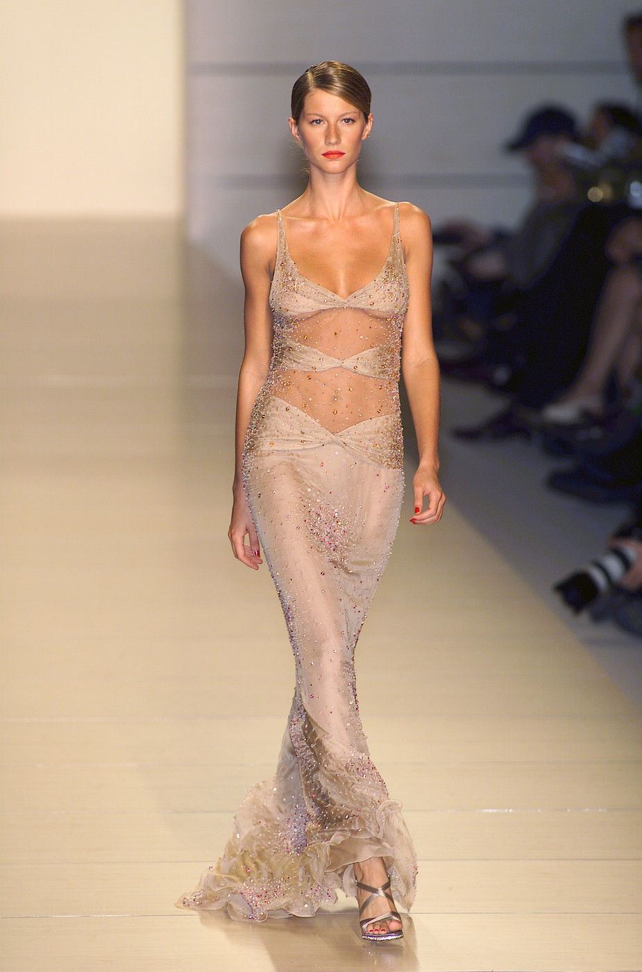 vicsecretmodels:  Gisele Bundchen