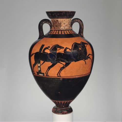 didoofcarthage:Black-figure Panathenaic prize amphora with the goddess Athena (top) and a horse race