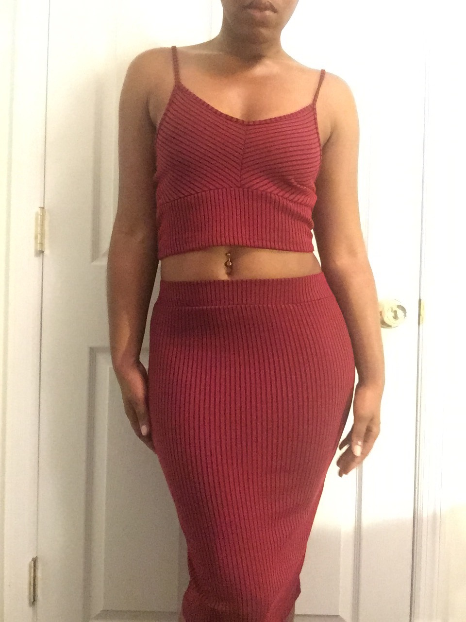 thecherrywinehouse:  I guess I look good in this color