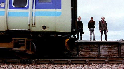 mcavoy:Who needs reasons when you’ve got heroin? TRAINSPOTTING dir. Danny Boyle 