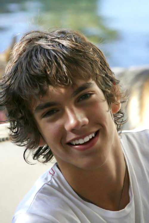 boyzwhat:  THE ORIGINAL ~boyzwhat~   (via atreu123)    Read More 
