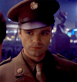 starbucky:“Don’t do anything stupid until I get back.”